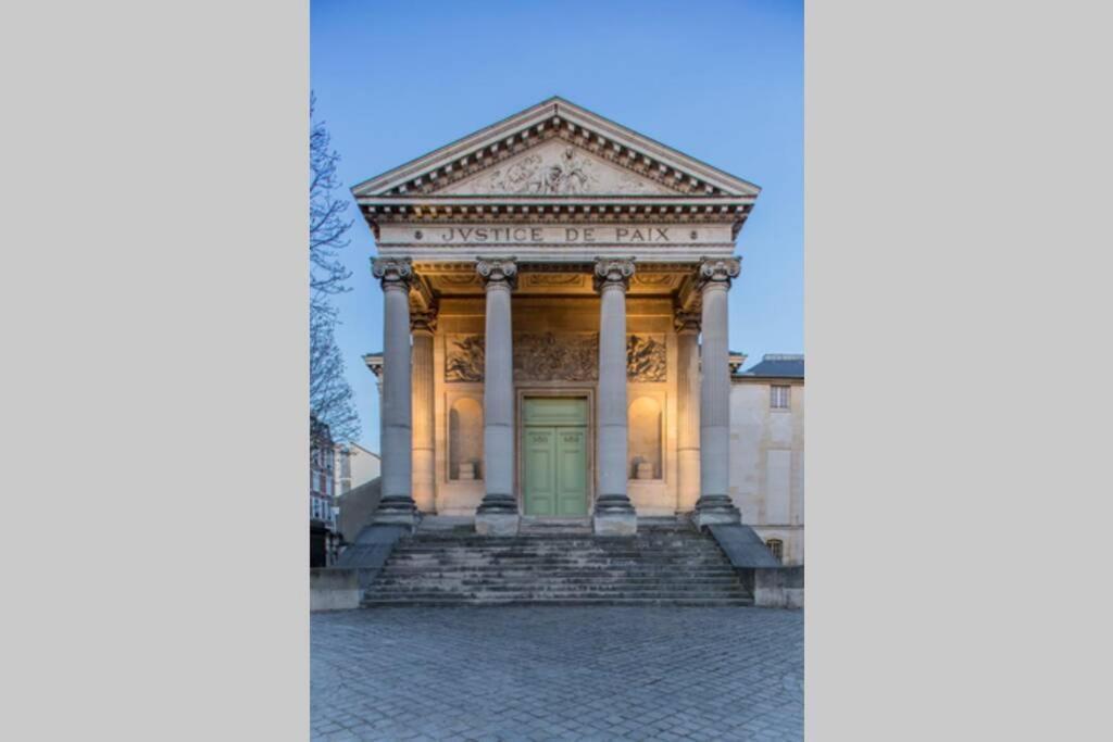 Chic Apart With Great View Of Paris Apartment Saint-Denis  Exterior photo